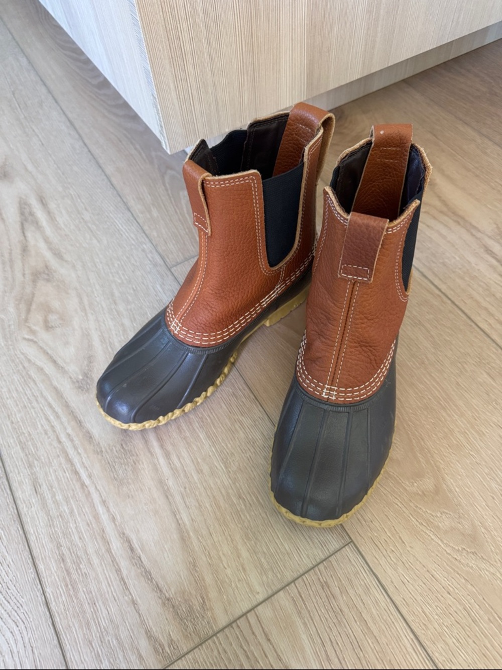 L.L.Bean rubber/leather Chelsea boots size 8 - Picture 2 of 9